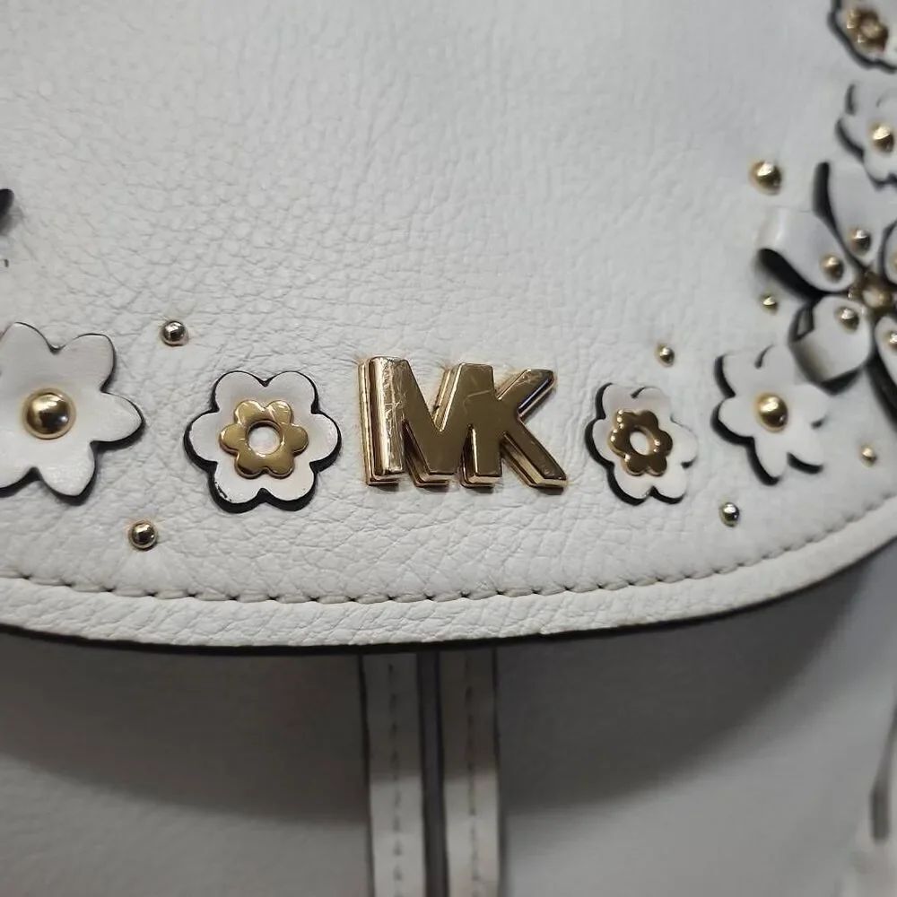 Michael Kors Evie Small Flower Garden Convertible Backpack - Picture 3 of 16